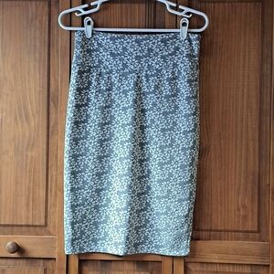 LuLaRoe Cassie Skirt Size S Grey Floral